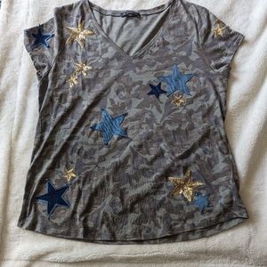 I.N.C International Concepts V-neck green camouflage short sleeve T-shirt